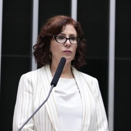 TRE-SP cassa mandato da deputada federal Carla Zambelli TRE-SP cassa mandato da deputada federal Carla Zambelli