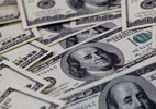 Com dólar estável, a R$ 4,89, a Bolsa cai por petróleo, IPCA e Petrobras