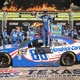 NASCAR O'Reilly: Larson segura Allgaier no fim e vence no Texas
