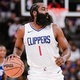 Com grande atuação de James Harden, Clippers vencem Kings na NBA