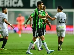 Após gol polêmico contra o Santos, jogador do América-MG dispara: "Tem que..."