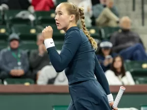 Jogos de Iga e Tsitsipas serão à tarde, Andreeva e Rybakina às 22h