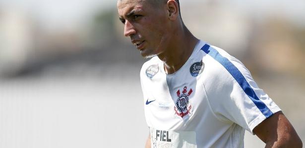 Corinthians aposta no xodó Marciel, 22 anos, para substituir Guilherme Arana no clássico - Marco Galvão/Fotoarena/Estadão Conteúdo