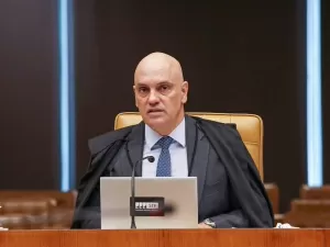 Alexandre de Moraes pede extradição de 63 investigados pelos ataques de 8 de janeiro foragidos na Argentina