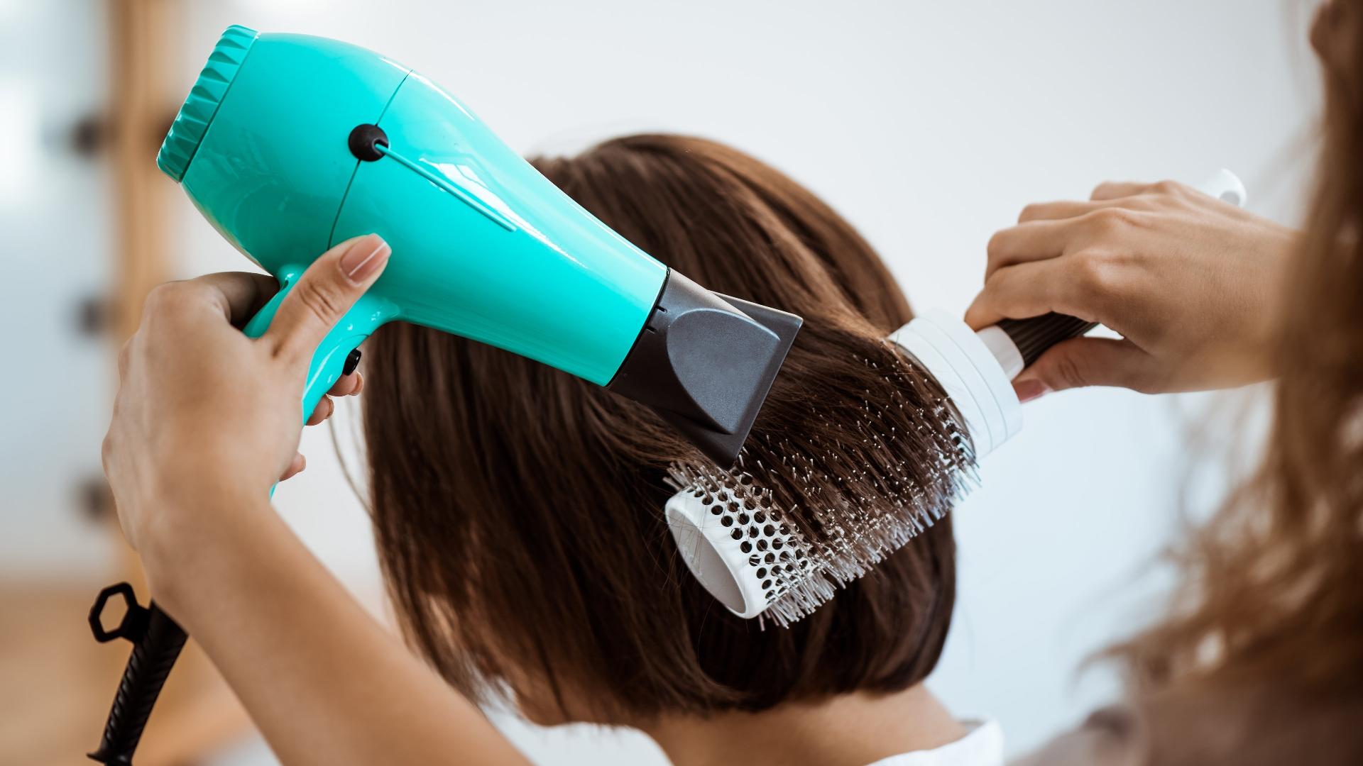 Saiba mais sobre dicas que vão salvar a saúde e a aparência do seu cabelo - undefined