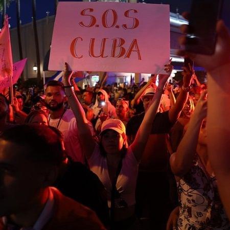 Manifestantes em Cuba - Getty Images