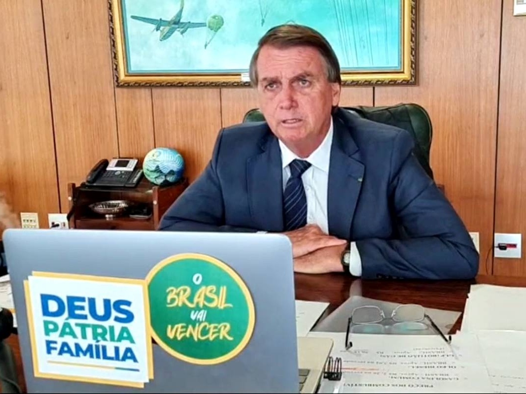 Bolsonaro, que dá bilhões a grandes empresas, veta apoio ao microempresário