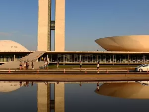 Congresso faz do orçamento enorme caverna de Ali-Babá