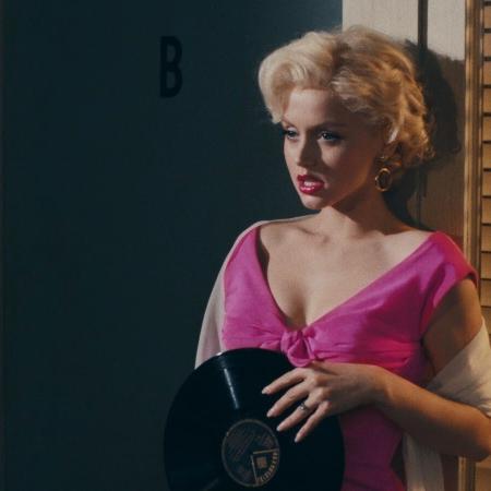 Ana de Armas vive Marilyn Monroe em "Blonde", disponível na Netflix - Divulgação/Netflix