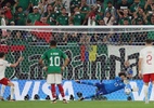 Ochoa defende pênalti e leva internet à loucura; veja as reações - GettyImages