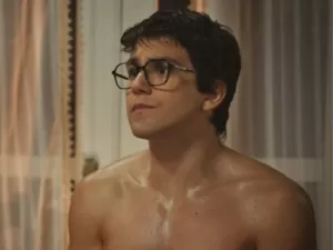 Internautas reagem aos nudes de Daniel Rangel, o Guto da novela Família é Tudo