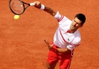 Djokovic vence fácil e avança em Roland Garros; veja mais resultados - (Sem crédito)