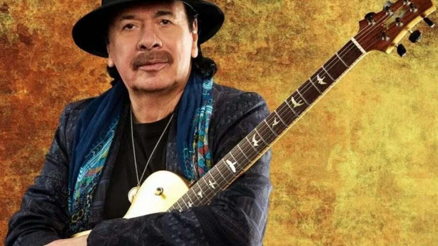 Carlos Santana desmaia em show e deixa palco na maca - Reprodução