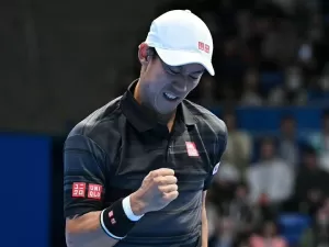 Nishikori vence a segunda em casa e desafia Rune nas quartas