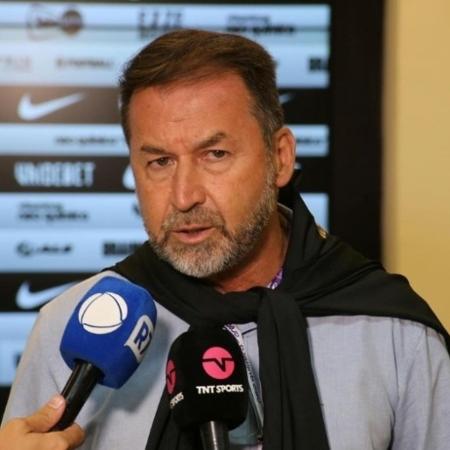 Corinthians, do presidente Augusto Melo, reclama após CBF mudar data do jogo de volta da semifinal da Copa do Brasil