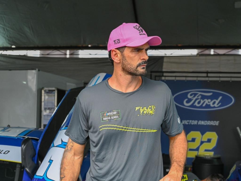 NASCAR Brasil: Thiago Camilo cresce no fim e vence em Santa Cruz do Sul  - undefined