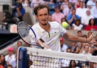 Medvedev mantém embalo, bate Wawrinka e vai às semis no US Open - (Sem crédito)