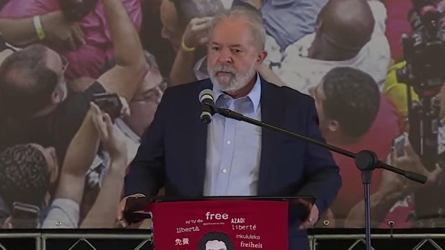 O ex-presidente Lula na coletiva (Foto: Reprodução/YouTube)  - Reprodução / Internet