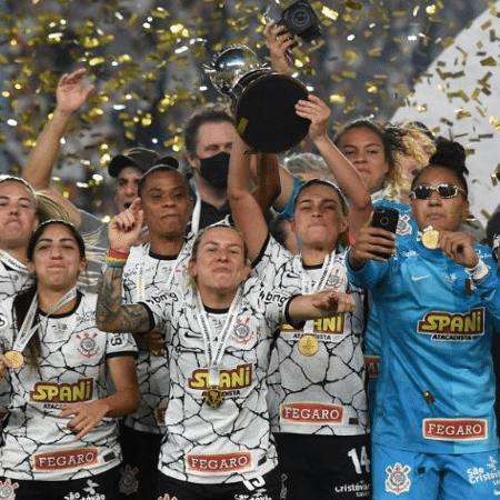 Corinthians conquistou o tricampeonato da Libertadores em novembro no Uruguai - Twitter/Conmebol