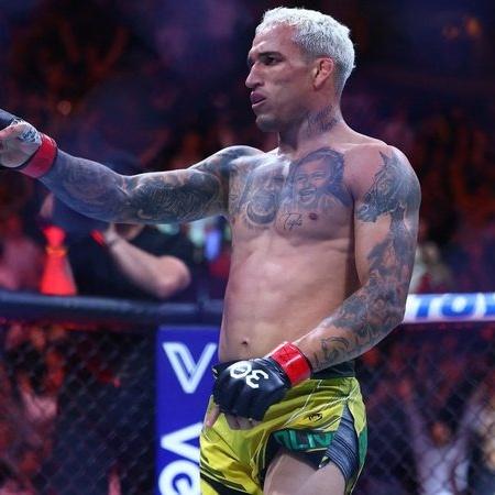 Charles do Bronx iniciou campanha para disputar título do UFC Charles do Bronx iniciou campanha para disputar título do UFC