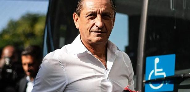 Ramón Diaz pressiona Corinthians em negociação, revela André Hernan