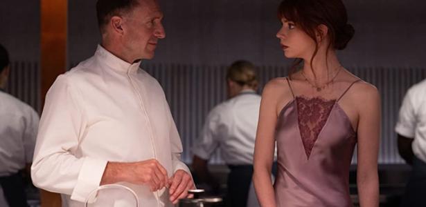 Ralph Fiennes e Anya Taylor-Joy são as grandes estrelas de 'O Menu', estreia da semana nos cinemas