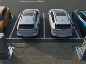 Desvalorização dos carros elétricos está diminuindo