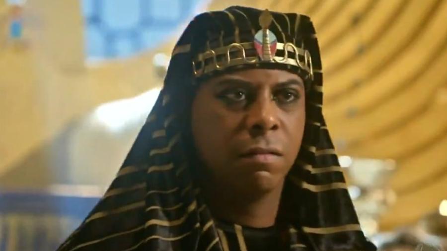 O faraó Amenemhat Terceiro (André Ramiro) em Gênesis (Reprodução/Record TV) - Reprodução / Internet