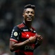 Flamengo não passa sufoco e vence o Atlético-MG para confirmar liderança