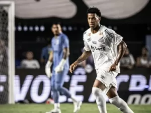 Zagueiro Gil vai à Justiça cobra R$ 11,3 milhões do Corinthians