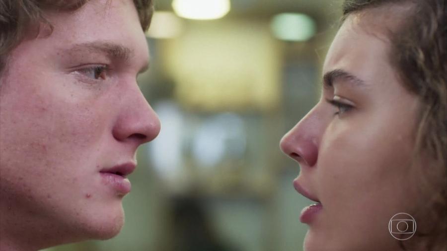 Filipe (Pedro Novaes) e Rita (Alanis Guillen) em Malhação (Reprodução/TV Globo). - Filipe (Pedro Novaes) e Rita (Alanis Guillen) em Malhação (Reprodução/TV Globo).