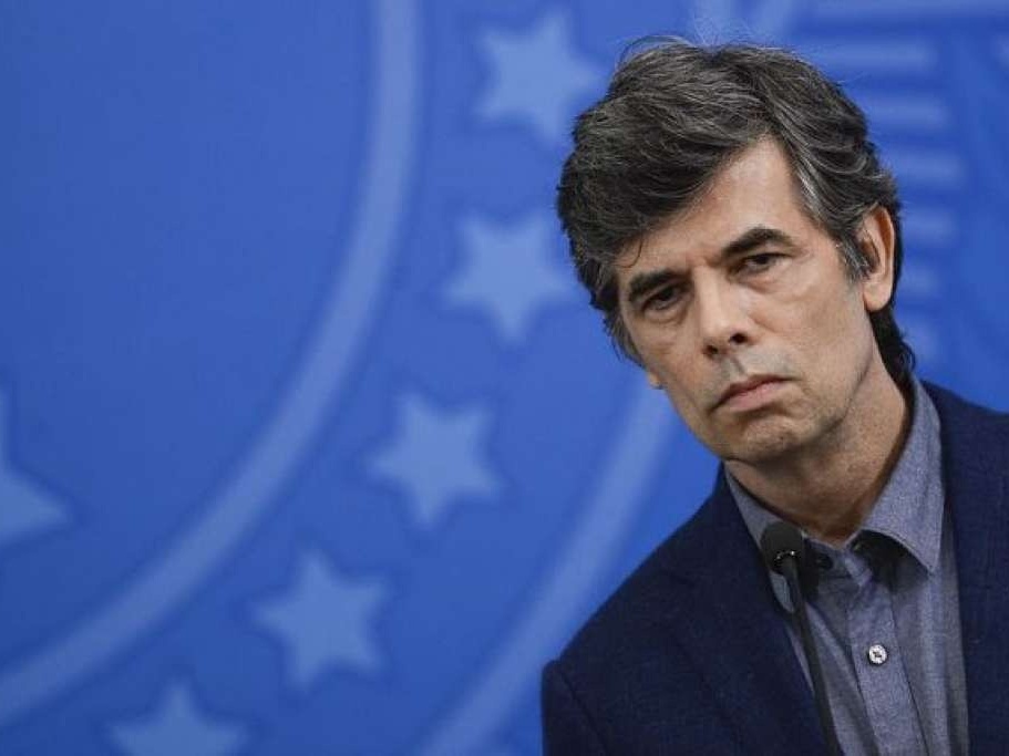 Sob Teich, combate à covid-19 já remete à crise entre Bolsonaro e Mandetta