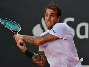 Meligeni dá salto no ranking da ATP e volta a ser o número 3 do país