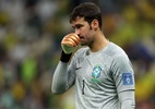 Alisson dá susto em saída de bola e leva torcida do Brasil à loucura - GettyImages