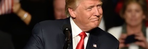 EUA vão tarifar chips importados em 100%, diz Trump 