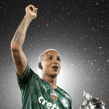 Deyverson comemora o tri da Libertadores: atacante fez o gol do título do Palmeiras - Delmiro Junior/Photo Premium/Folhapress