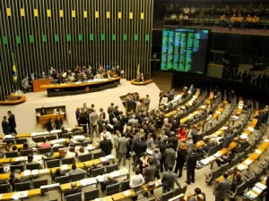 Câmara vota destaques ao Comitê Gestor do IBS