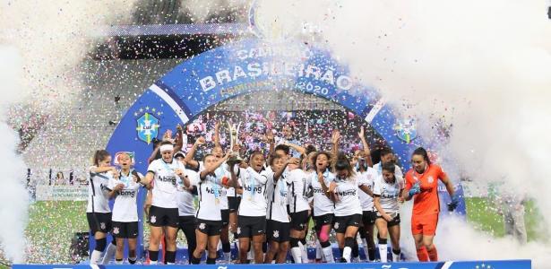 Globo e CBF fecham acordo de transmissão do futebol feminino