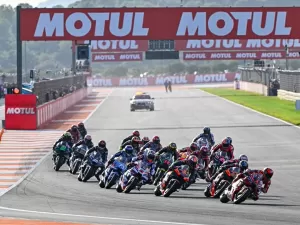 Em meio a enchente, MotoGP está "empenhada" com GP de Valência, mas com foco nos esforços de apoio à população