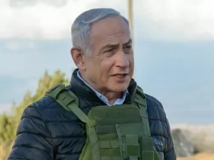 Benjamin Netanyahu demite ministro da Defesa de Israel