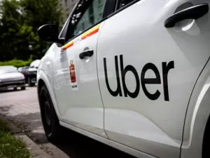 Uber vai verificar passageiros como medida de segurança para motoristas