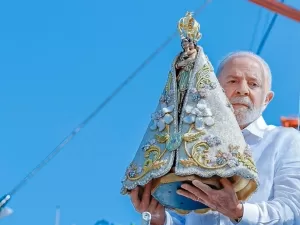 Lula participa do Círio de Nazaré, em Belém