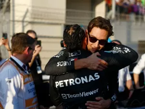 F1 - Russell sobre vitória contra Hamilton em classificação: "Estou pilotando melhor do que nunca"