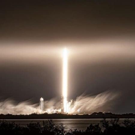 A missão DART (Double Asteroid Redirection Test) vai decolar da Califórnia a bordo de um foguete SpaceX Falcon 9 - Reprodução