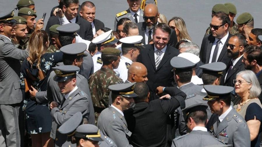 Mensagem do Exército no aniversário do golpe militar no Brasil foi retomada por Bolsonaro - Agência Brasil