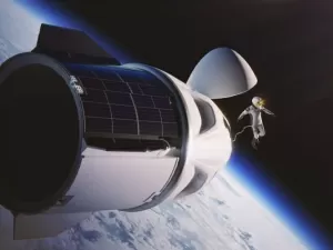 De volta à Terra: turistas espaciais da SpaceX retornam com segurança ao nosso planeta