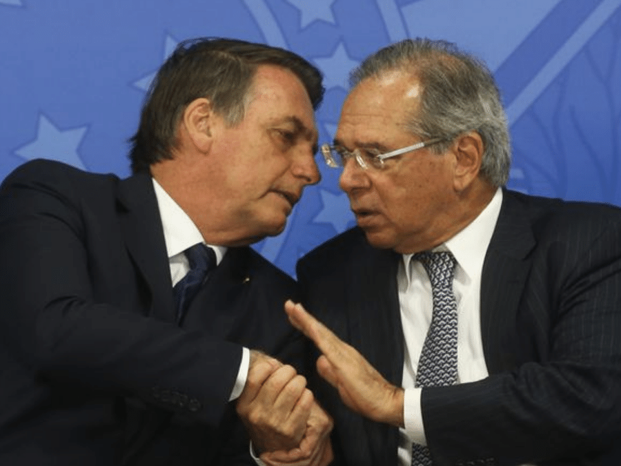 Fake: Paulo Guedes propôs corte de salário e aposentadorias