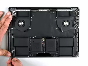 iFixit mostra que MacBooks Pro (M4) não têm melhorias em reparabilidade