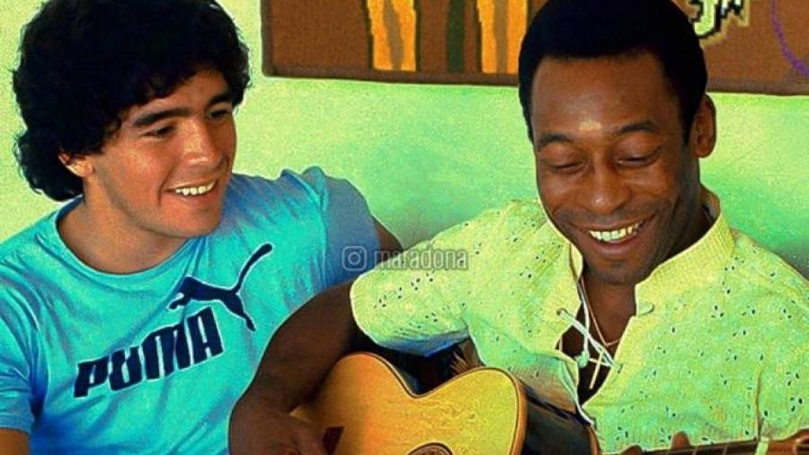                                  Registro do dia em que Maradona e Pelé se conheceram pessoalmente, há 41 anos, no Rio de Janeiro.                              -                                 REPRODUÇÃO/INSTAGRAM @maradona                            