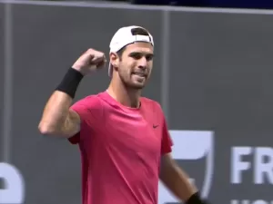 Khachanov e Cerúndolo são os favoritos nas semifinais em Almaty